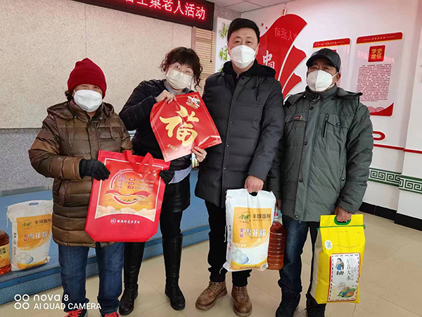 慰问空巢老人1.jpg